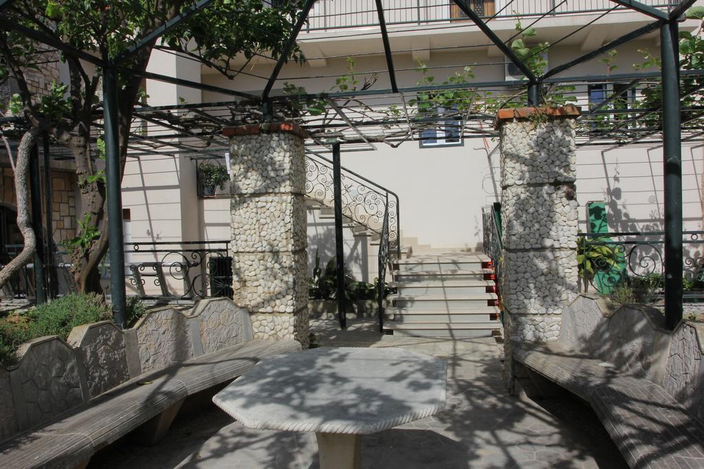 Apartment House Vitaic Супетар Стая снимка